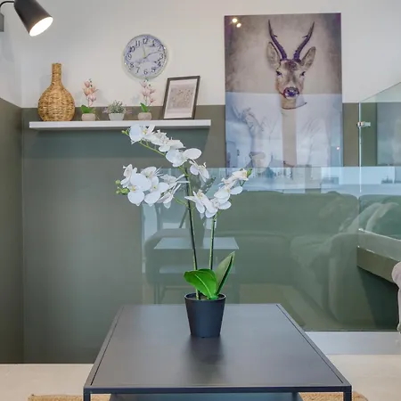 Lux Duplex Penthouse W/ Expansive Rooftop Terrace By 360 Estates 公寓 *