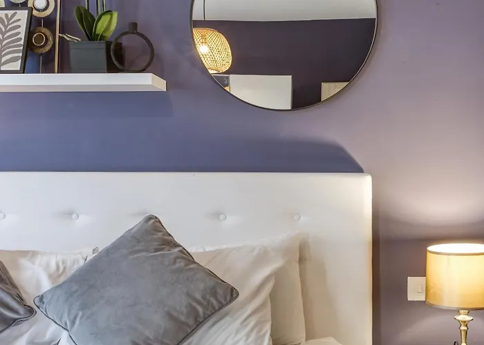 Lux Duplex Penthouse W/ Expansive Rooftop Terrace By 360 Estates