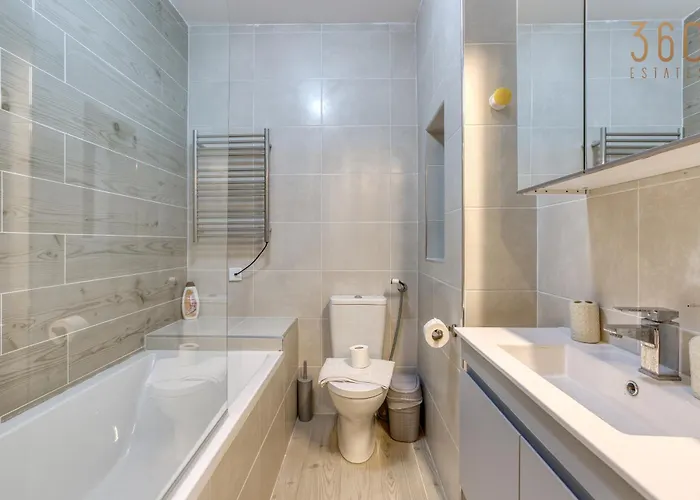 Lux Duplex Penthouse W/ Expansive Rooftop Terrace By 360 Estates Appartement San Ġwann