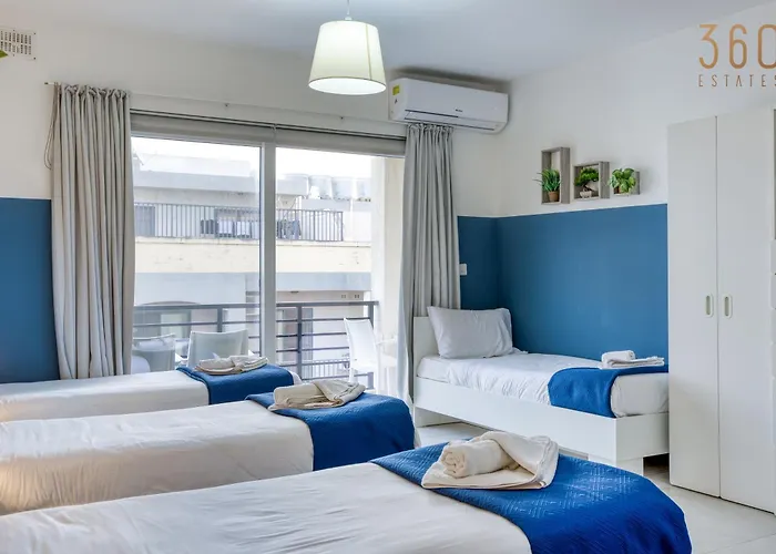 Lux Duplex Penthouse W/ Expansive Rooftop Terrace By 360 Estates شقة