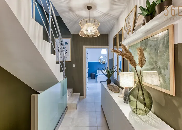 شقة Lux Duplex Penthouse W/ Expansive Rooftop Terrace By 360 Estates *